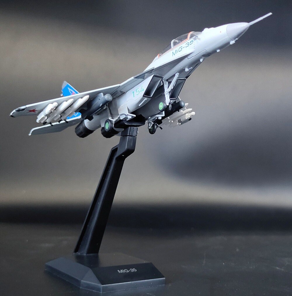 1:100 Russian Air Force MiG-35 fighter model Simulation of alloy products Collection model 1:100 Russian Air Force MiG-35 fighter model Simulation of alloy products Collection model