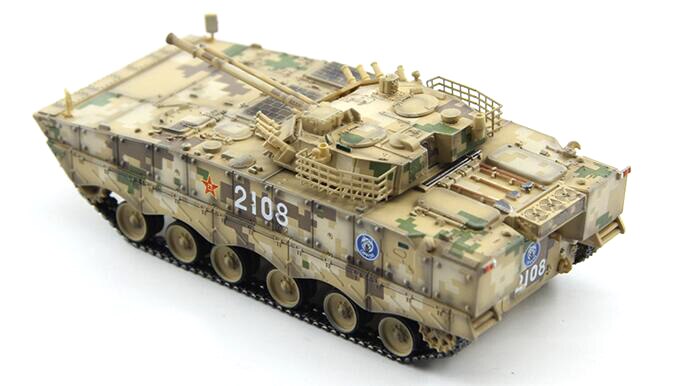 Fine 1 / 72 Chinese army zbd-04 infantry combat vehicle 04 armored vehicle Imaginary enemy troops Random number of car body