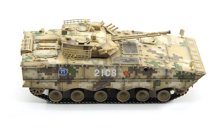 Fine 1 / 72 Chinese army zbd-04 infantry combat vehicle 04 armored vehicle Imaginary enemy troops Random number of car body