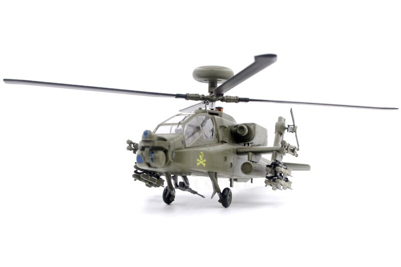 1 / 72 US Army AH-64D armed helicopter 99-5135 Trumpeter 37033 Finished product model