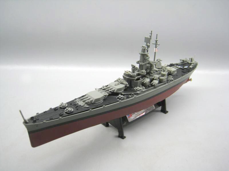 Rare 1:1000 WWII American battleship BB-59 Massachusetts Alloy finished product model