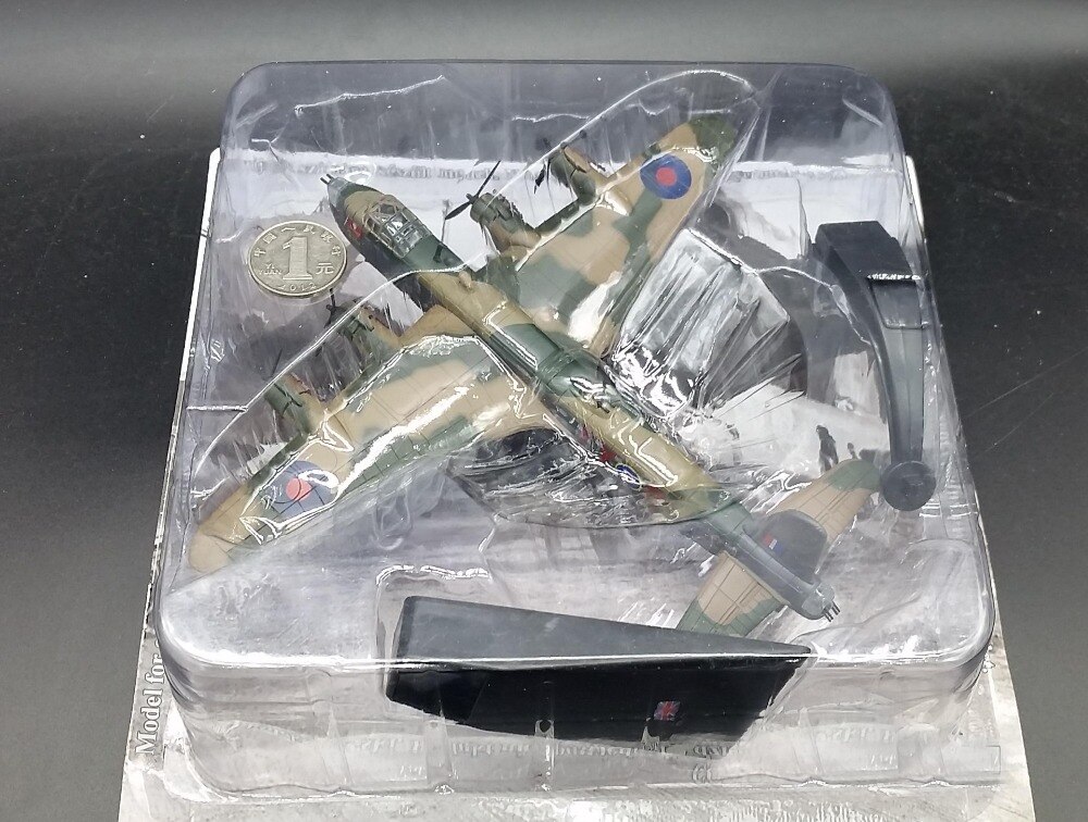rare Special Offer 1:144 World War II Britain Model of Stirling Heavy Bomber Alloy Collection Model rare Special Offer 1:144 World War II Britain Model of Stirling Heavy Bomber Alloy Collection Model