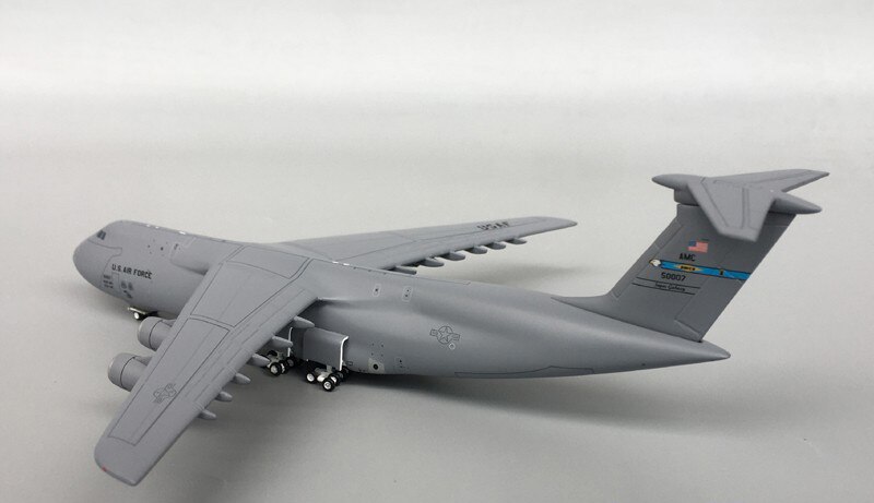 1 / 400 gusa094 USAF c-5m strategic transport aircraft Alloy collection model 50007 gusa094