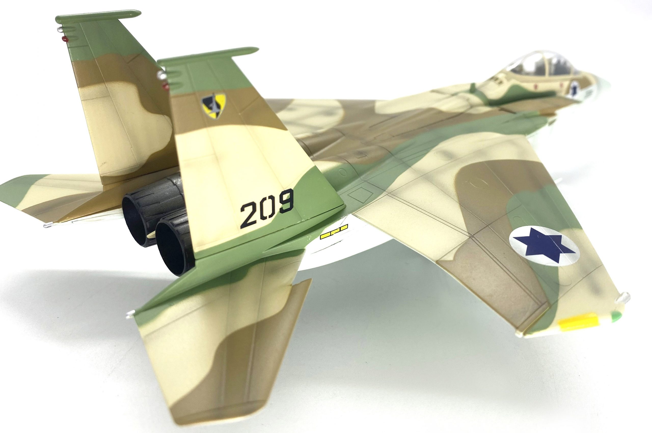 1: 72 Israeli air force f-15i fighter model Finished product collection model trumpeter 37124