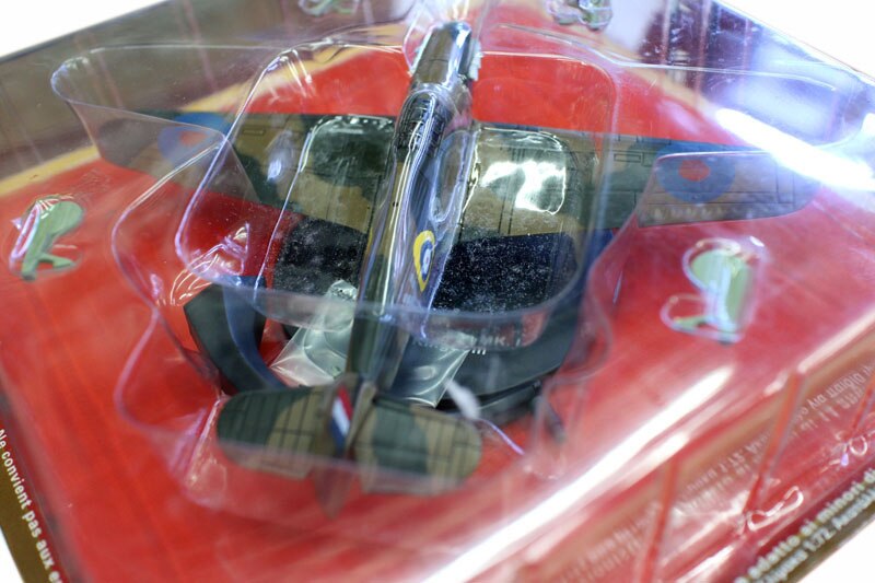 Special Offer 1/72 World War II British hurrccane mk.1 fighter model Alloy collection model