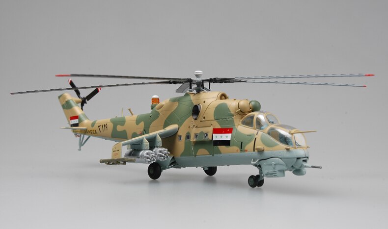 Trumpet 1:72 Iraqi air force Mi-24 armed helicopter 37039 finished product model Trumpet 1:72 Iraqi air force Mi-24 armed helicopter 37039 finished product model
