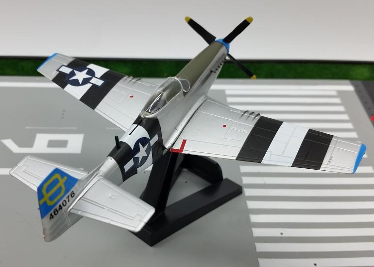 TRUMPETER 1:72 WWII US P51D Mustang model 37291 Favorite Model