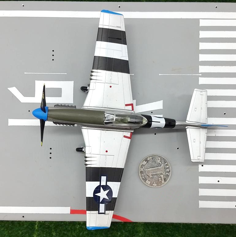 TRUMPETER 1:72 WWII US P51D Mustang model 37291 Favorite Model