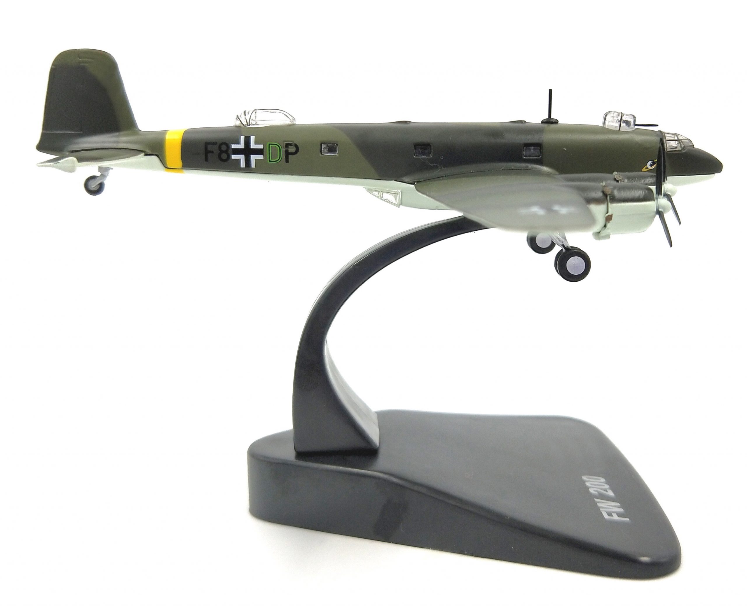 1: 144 German FW200 reconnaissance aircraft model Alloy aircraft model