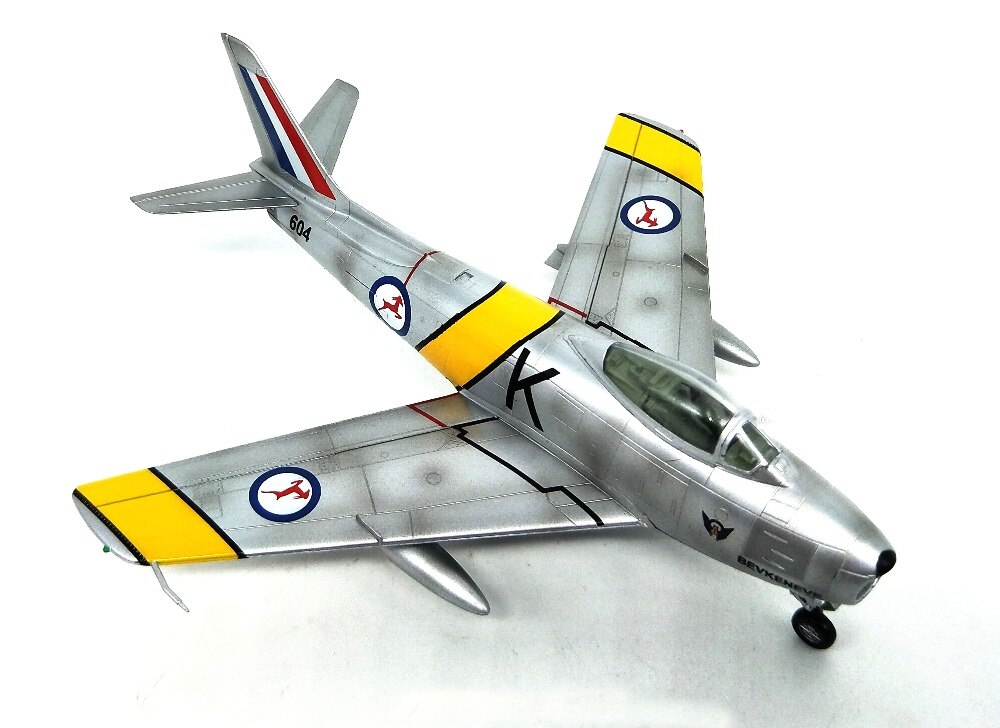 1:72 French F86 fighter model Non toy Finished product collection model 37100