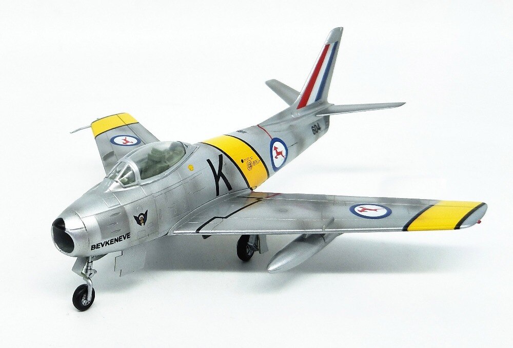 1:72 French F86 fighter model Non toy Finished product collection model 37100