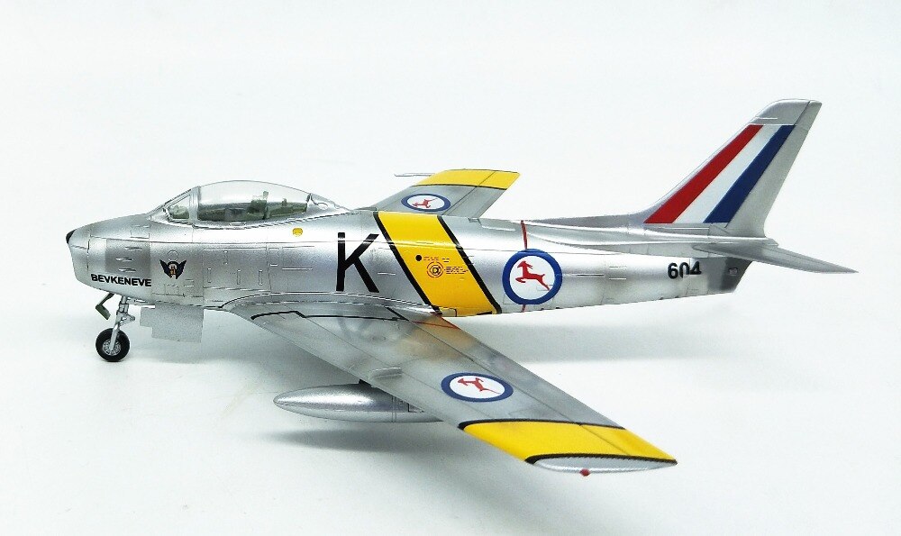 1:72 French F86 fighter model Non toy Finished product collection model 37100