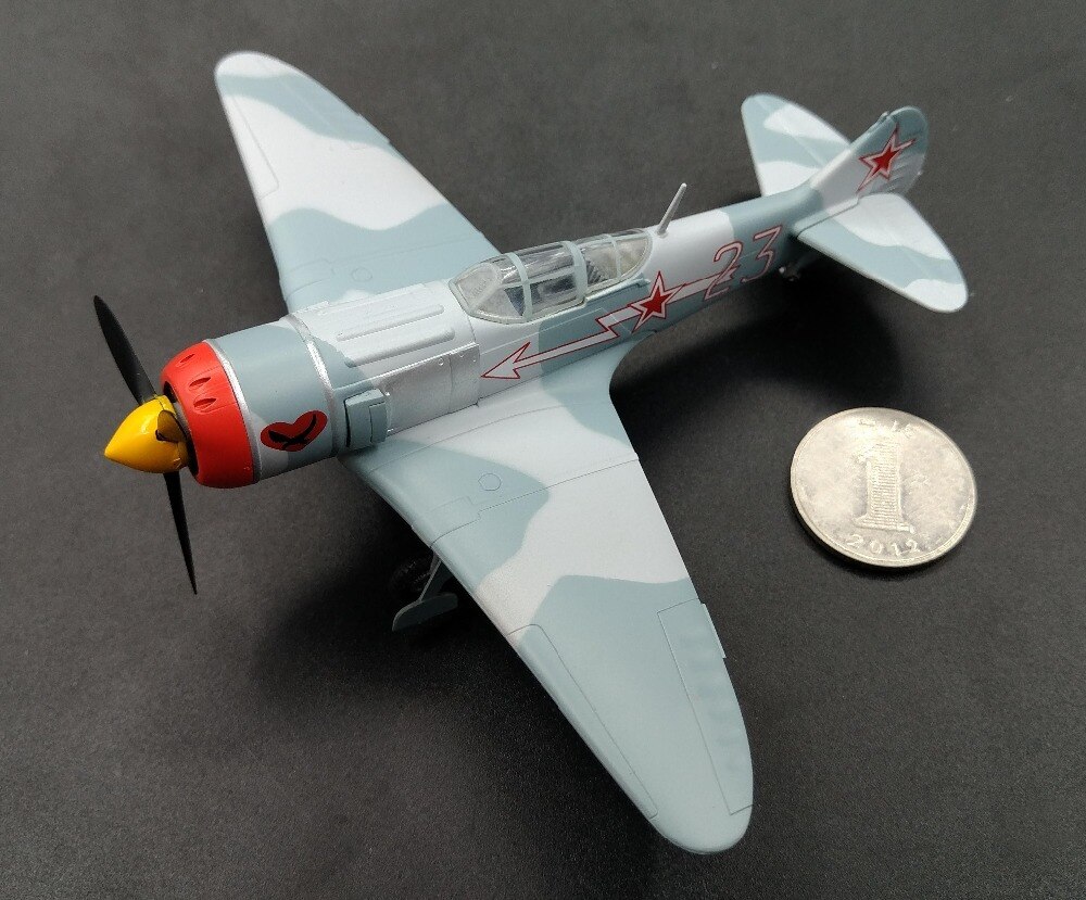 Trumpeter 1/72 Soviet War II la-7 fighter 23# 36333 finished product model
