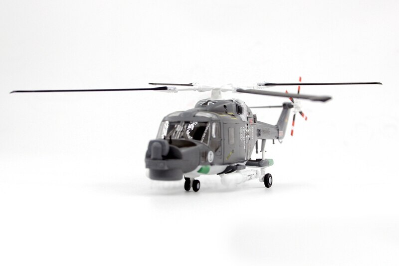 1 / 72 German Navy lynx mk88 helicopter 83 + 18 Trumpeter 36928 Finished aircraft model