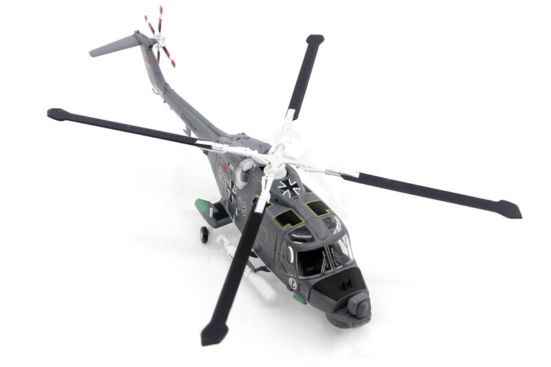 1 / 72 German Navy lynx mk88 helicopter 83 + 18 Trumpeter 36928 Finished aircraft model