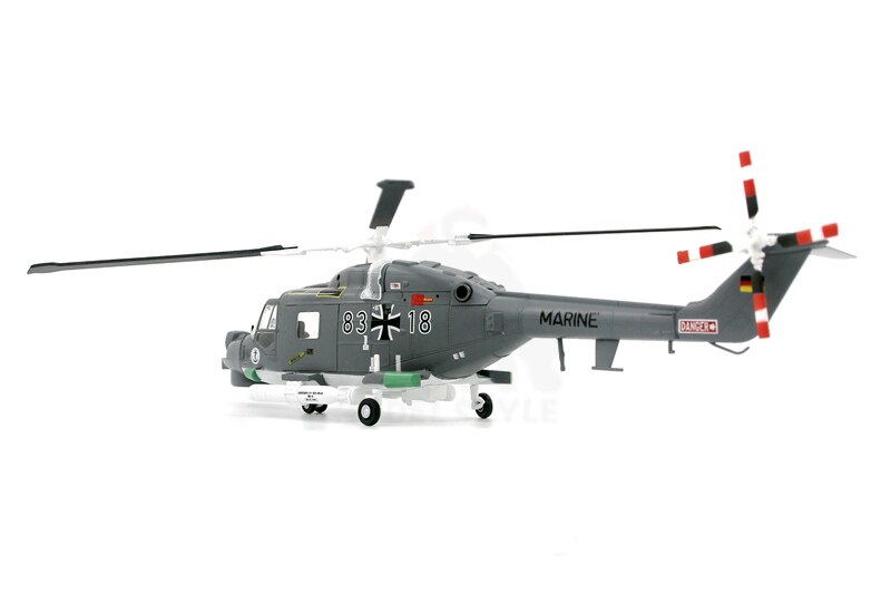 1 / 72 German Navy lynx mk88 helicopter 83 + 18 Trumpeter 36928 Finished aircraft model