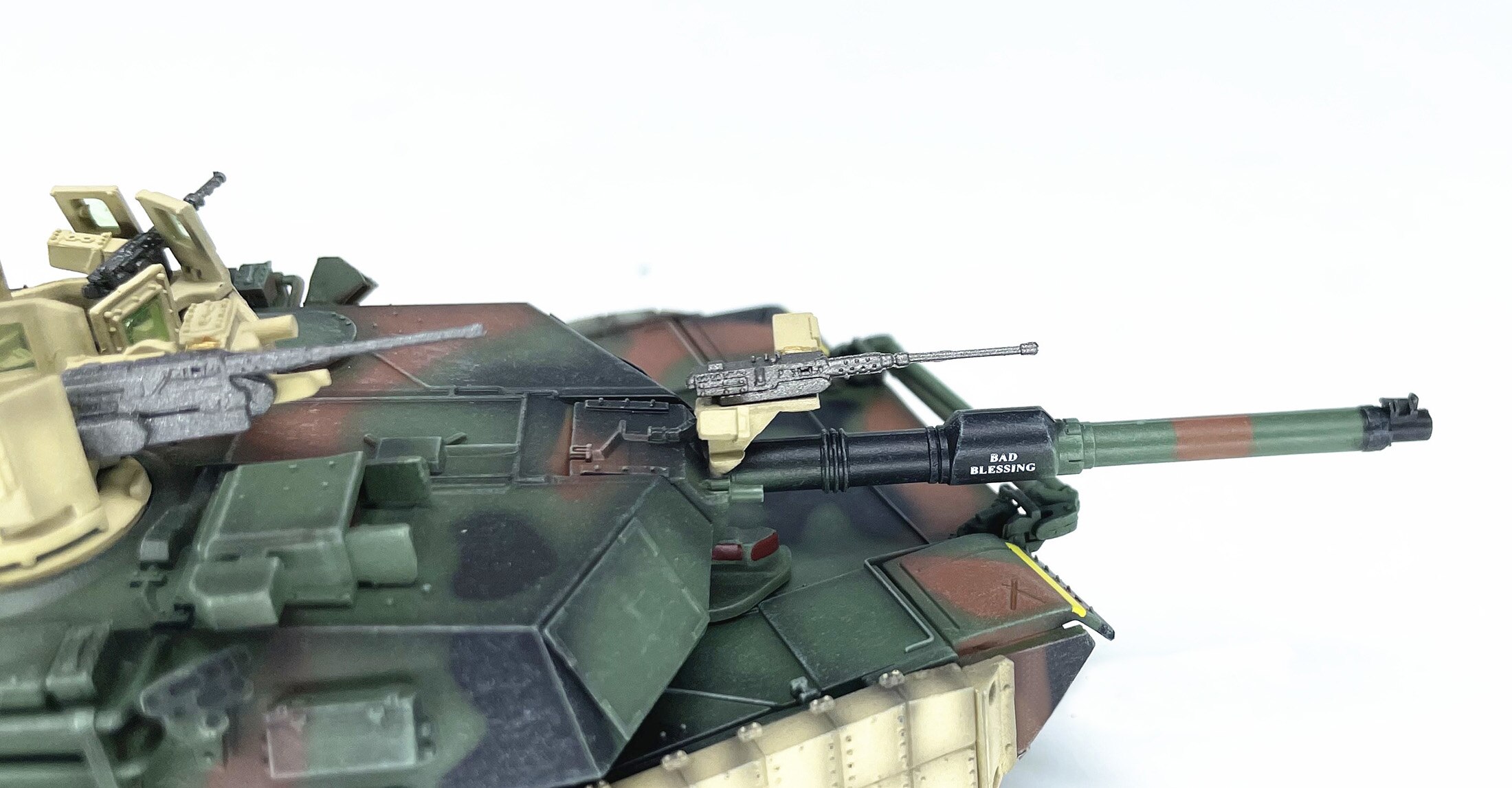 1: 72 us m1a1 tusk main battle tank NATO coating Finished model ornaments