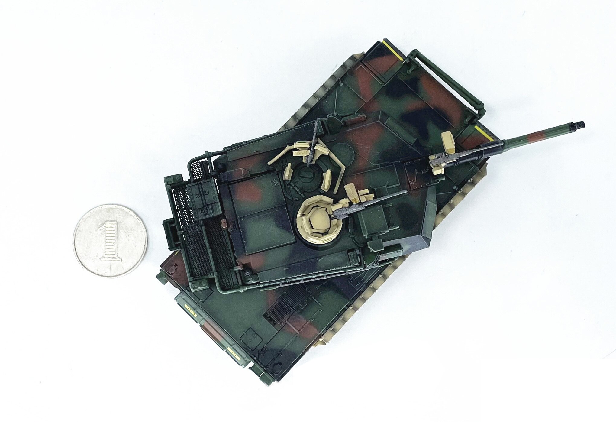 1: 72 us m1a1 tusk main battle tank NATO coating Finished model ornaments