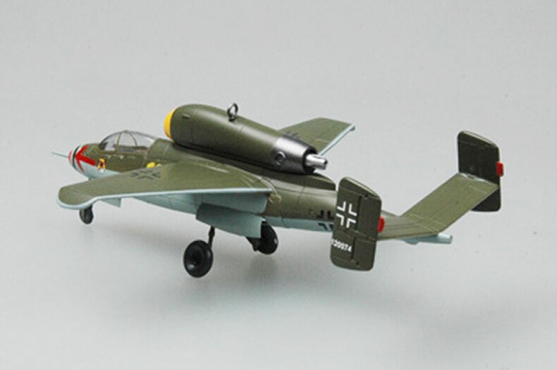 Trumpet 1:72 German He162 fighter 36347 finished product model