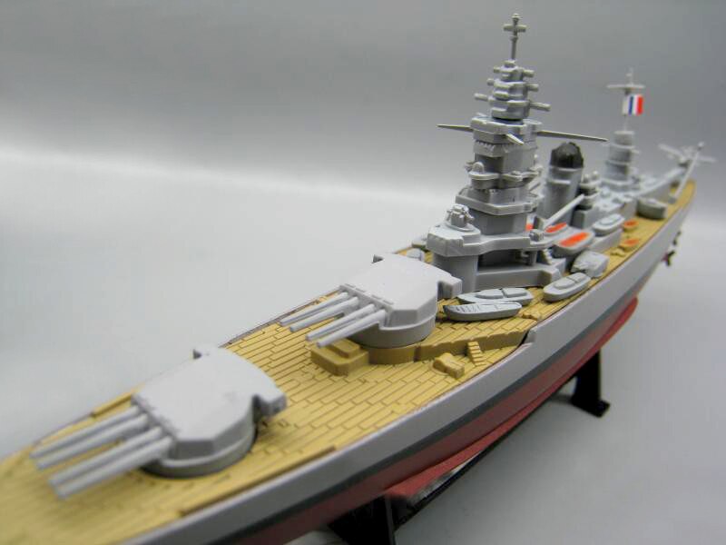 1: 1000 World War II French battleship Dunkirk model Alloy collection ornaments 1: 1000 World War II French battleship Dunkirk model Alloy collection ornaments