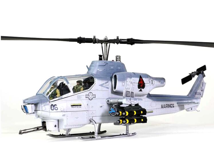 Fine 1 / 48 US Marine Corps AH-1W armed helicopter model Finished product collection model