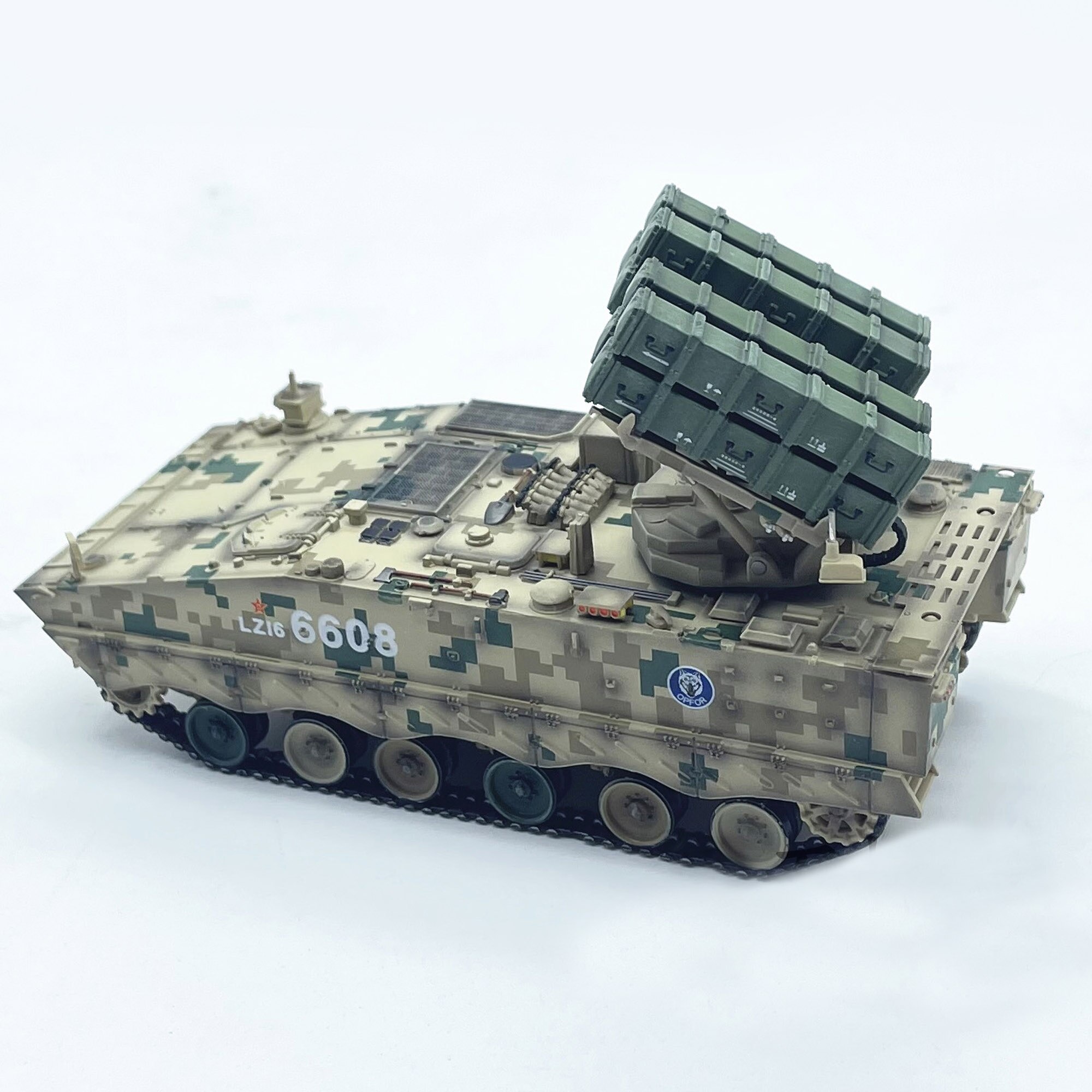 1: 72 China hj-10 anti tank missile launcher Armored car Desert Digital Camouflage Finished product model Number random