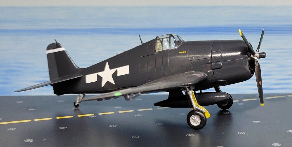 1:72 F6f-5 USA Fighter model World War II carrier based aircraft Finished aircraft model 37299 1:72 F6f-5 USA Fighter model World War II carrier based aircraft Finished aircraft model 37299