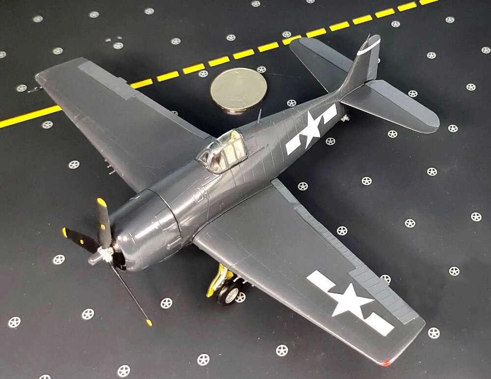 1:72 F6f-5 USA Fighter model World War II carrier based aircraft Finished aircraft model 37299 1:72 F6f-5 USA Fighter model World War II carrier based aircraft Finished aircraft model 37299