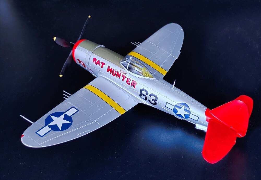 1:48 World War II US p47d fighter model Red tail Finished product simulation model 39309