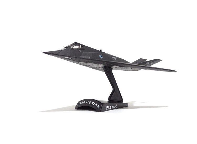 1 / 150 US F117 stealth fighter Blister box Alloy aircraft model