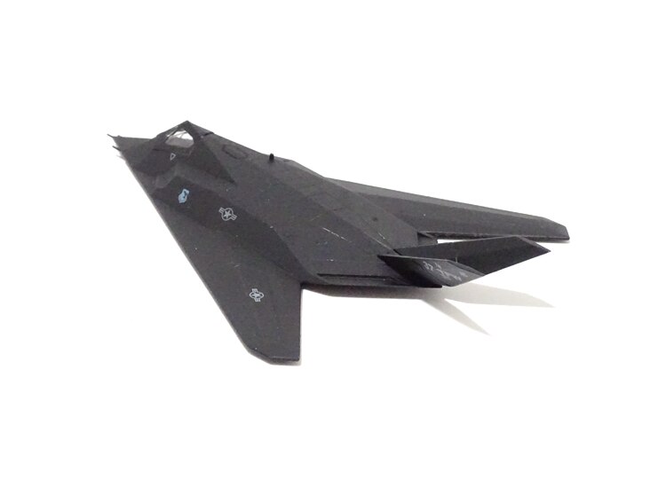 1 / 150 US F117 stealth fighter Blister box Alloy aircraft model