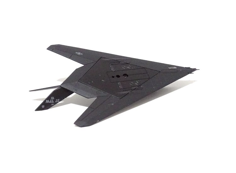 1 / 150 US F117 stealth fighter Blister box Alloy aircraft model