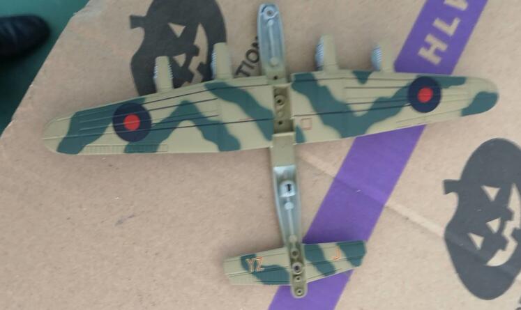 rare Special Offer 1:144 With bombs World War II Britain Lancaster Dam Critic 617 Bomber Squadron Collection Model rare Special Offer 1:144 With bombs World War II Britain Lancaster Dam Critic 617 Bomber Squadron Collection Model