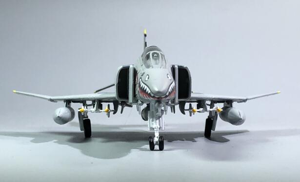 rare Special Offer 1:100 F-4C Ghost Fighter Pirate Flag Squadron Independent Carrier Regiment alloy Collection Model
