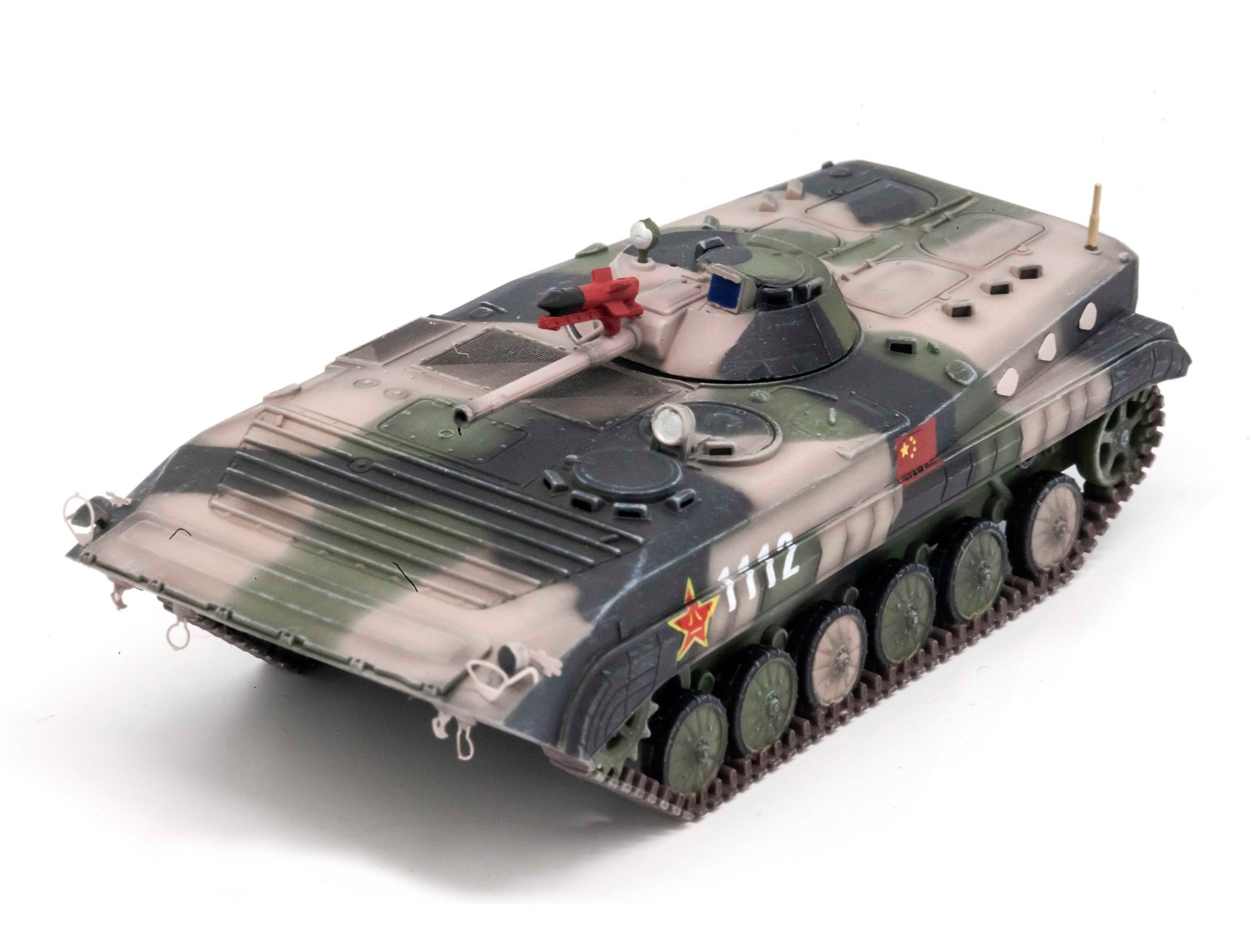 1: 72 Chinese 86 Chariot Armored vehicle tank model BMP1 tracked armored vehicle Finished product model 1: 72 Chinese 86 Chariot Armored vehicle tank model BMP1 tracked armored vehicle Finished product model