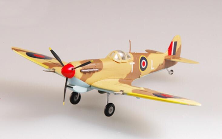 Trumpeter 1/72 World War II RAF Royal Air Force 1942 37218 finished product model