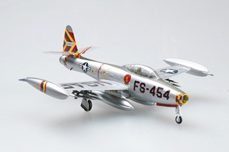 Trumpet 1:72 American F-84G thunderbolt 36800 finished product model