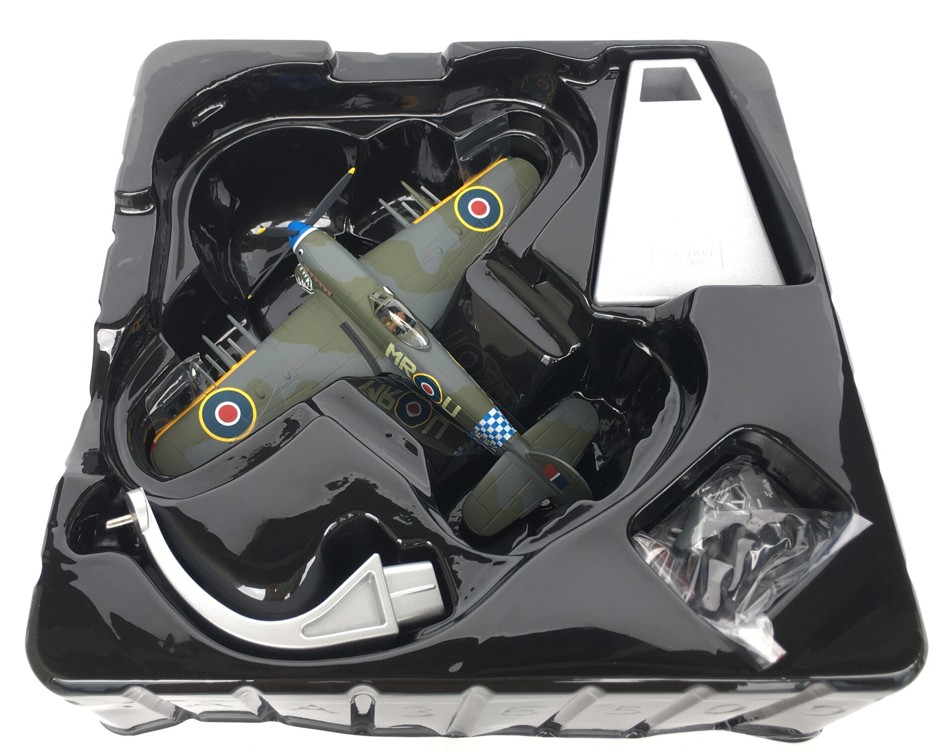 Fine 1 / 72 World War II British Hak fighter model Shark beak 1944 AA36513 Alloy collection model Fine 1 / 72 World War II British Hak fighter model Shark beak 1944 AA36513 Alloy collection model