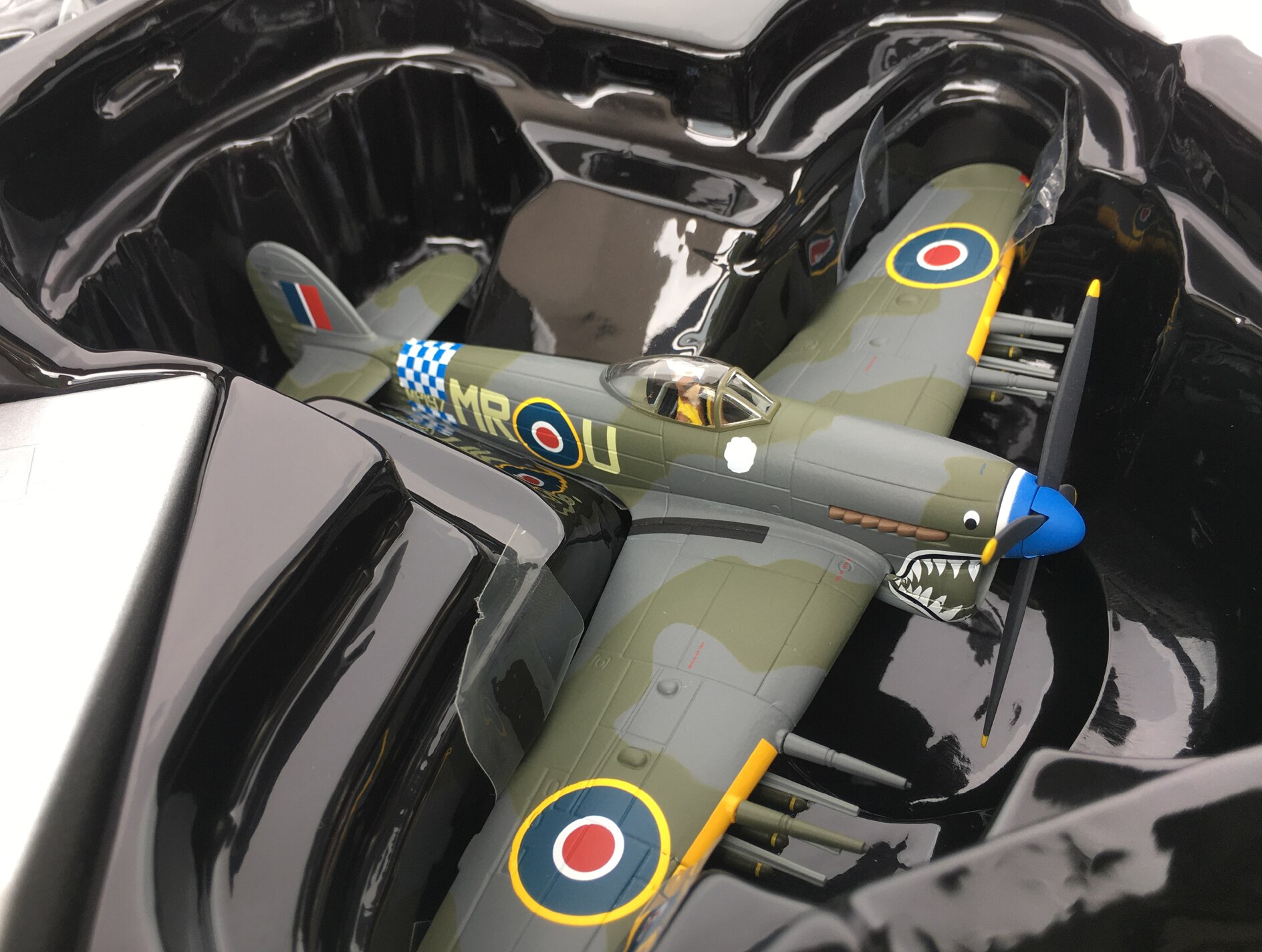 Fine 1 / 72 World War II British Hak fighter model Shark beak 1944 AA36513 Alloy collection model Fine 1 / 72 World War II British Hak fighter model Shark beak 1944 AA36513 Alloy collection model