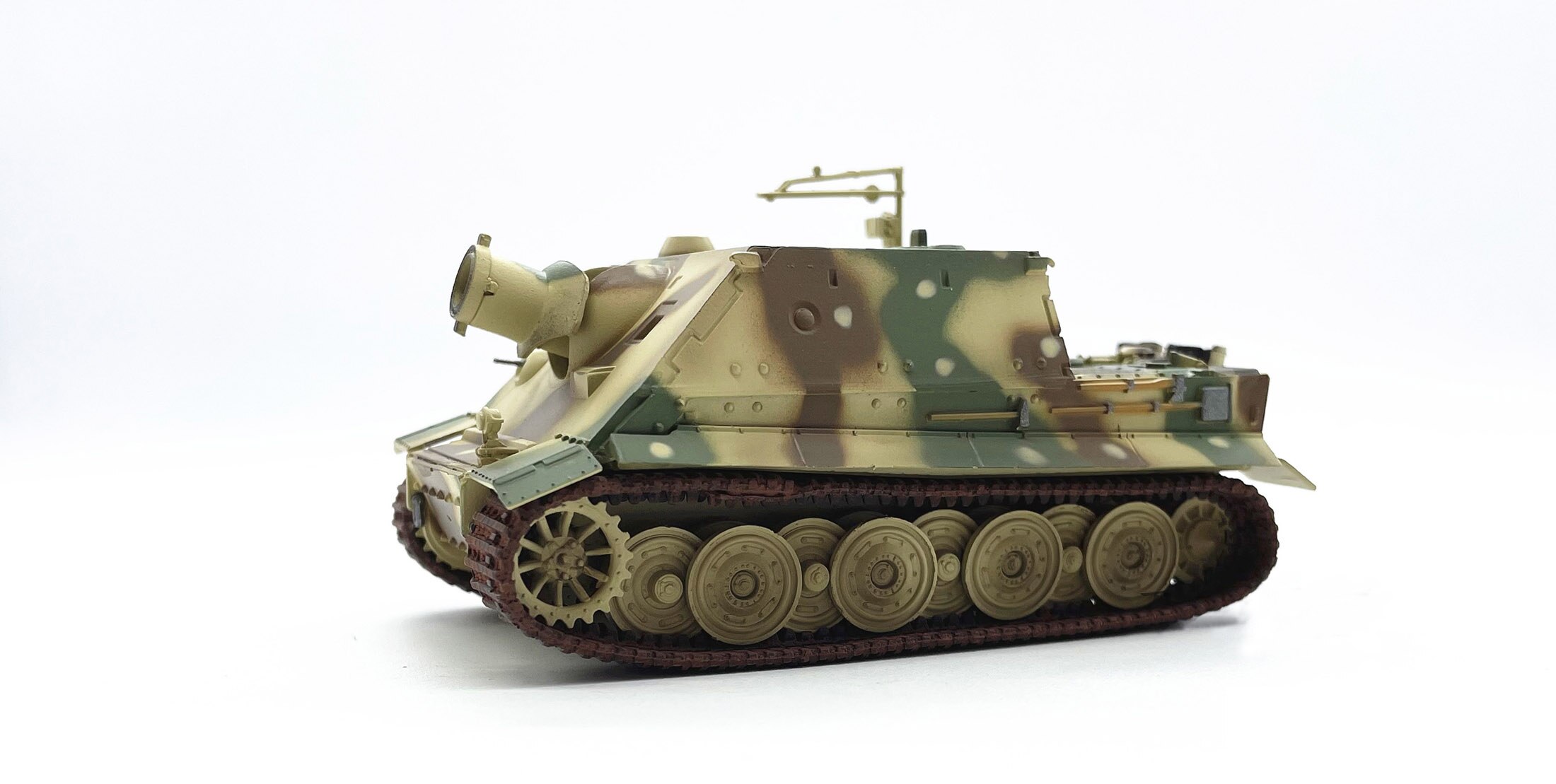 1 / 72 German assault tank model Trumpeter 36101 Finished product model