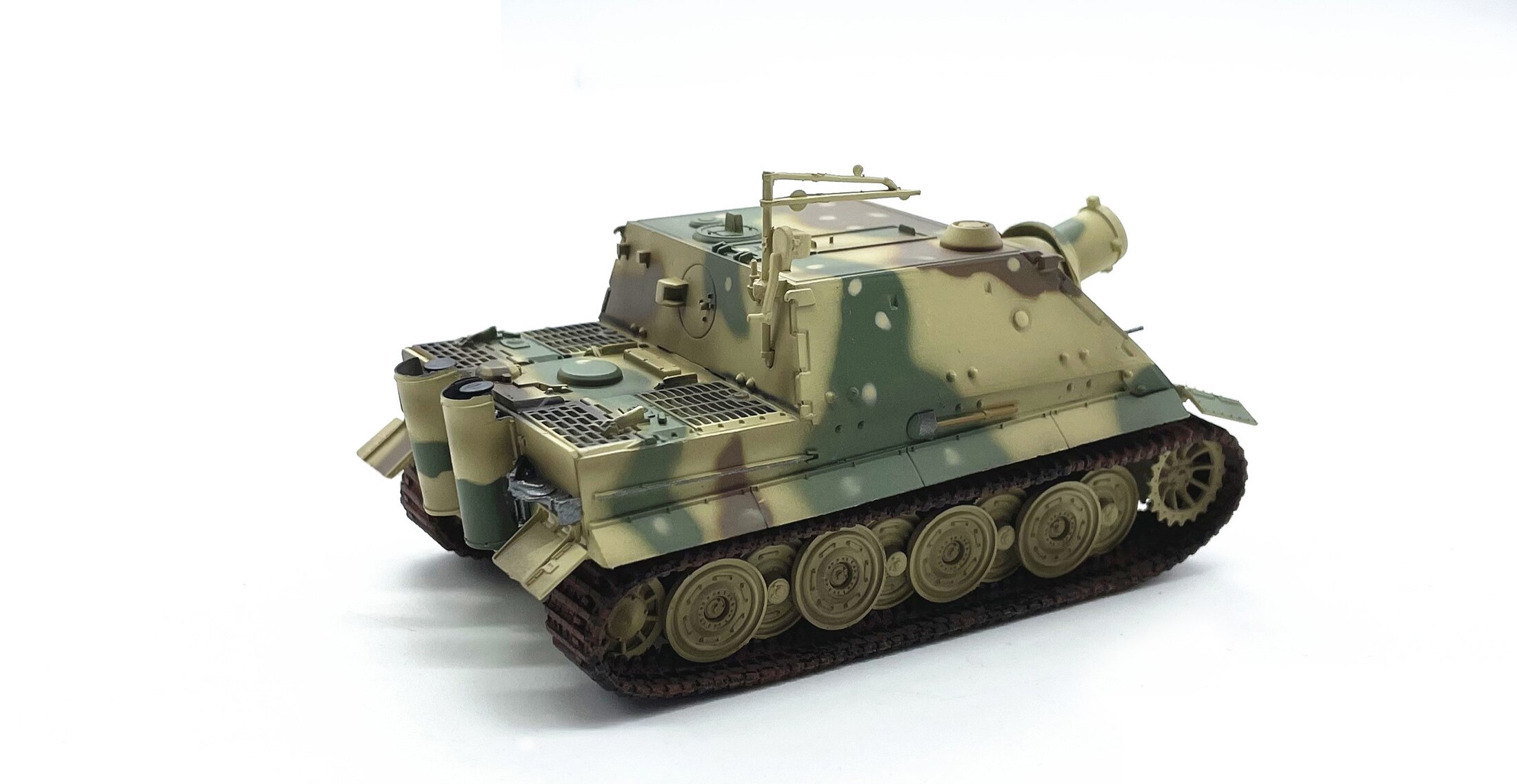 1 / 72 German assault tank model Trumpeter 36101 Finished product model