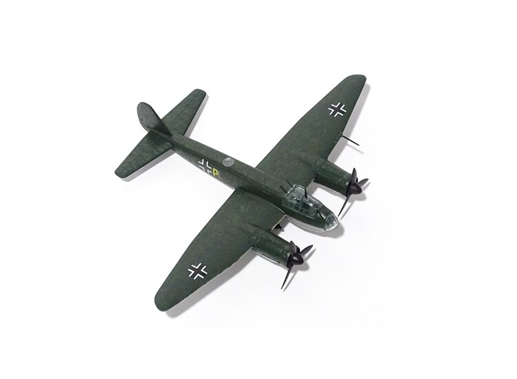 1 / 98 German ju88 heavy bomber model Alloy aircraft model Collect ornaments