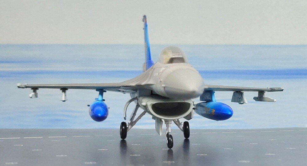 1:72 Us F-16A fighter Tiger painting Finished product collection model 37126