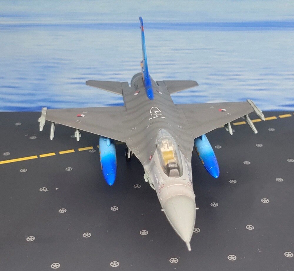 1:72 Us F-16A fighter Tiger painting Finished product collection model 37126