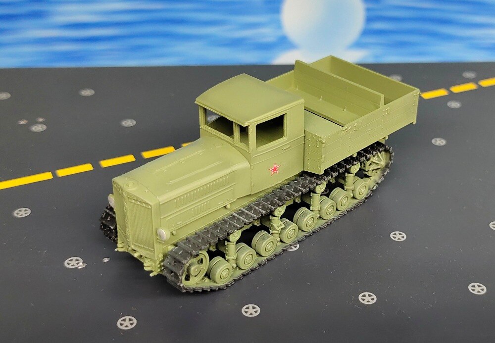 1:72 Soviet artillery traction model Static simulation of tracked armored vehicle Finished product model em35118