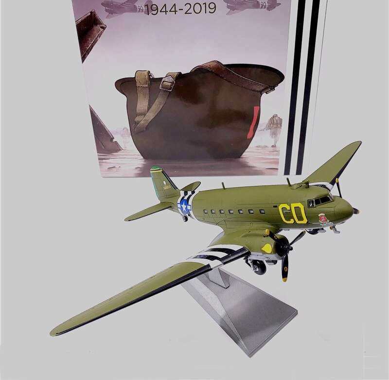 1:100 C47 transport aircraft World War II US 101 Airborne Division Alloy model 75th Anniversary of the Battle of Normandy
