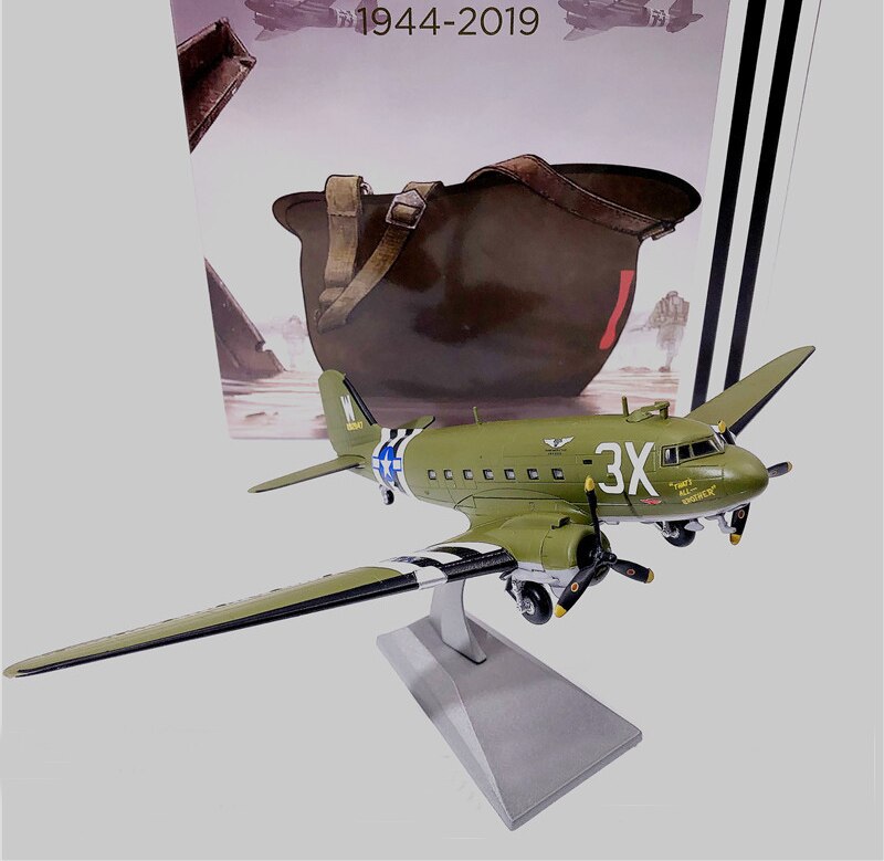 1:100 C47 transport aircraft World War II US 101 Airborne Division Alloy model 75th Anniversary of the Battle of Normandy