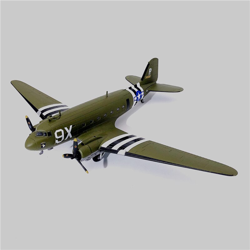 1:100 C47 transport aircraft World War II US 101 Airborne Division Alloy model 75th Anniversary of the Battle of Normandy