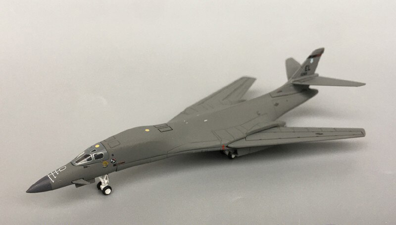 1/400 USAF B-1B strategic bomber 85-0069 gmusa096 Alloy collection model