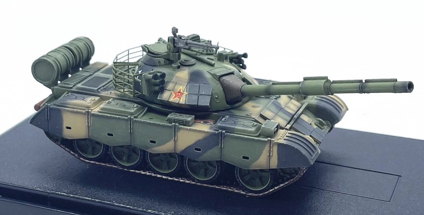1: 72 China 59D MBT main battle tank model Jungle camouflage Simulated finished decoration 1: 72 China 59D MBT main battle tank model Jungle camouflage Simulated finished decoration